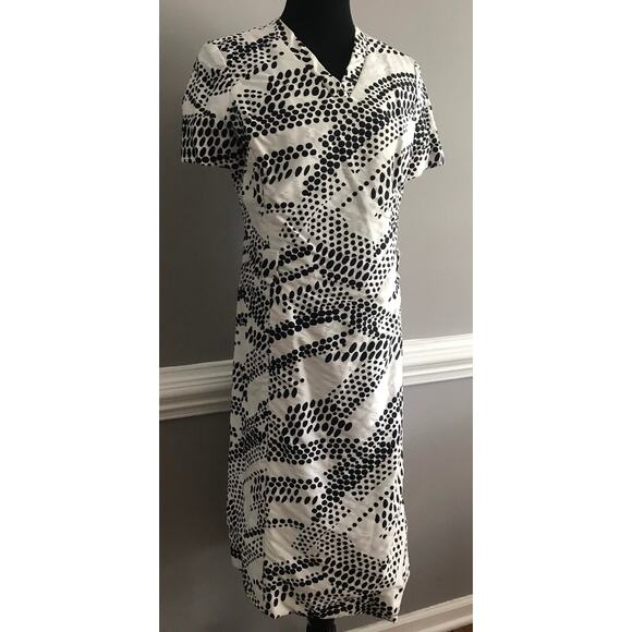Abe Schrader 1960s short sleeved MOD black and white V-neck calf length dress - Picture 9 of 9